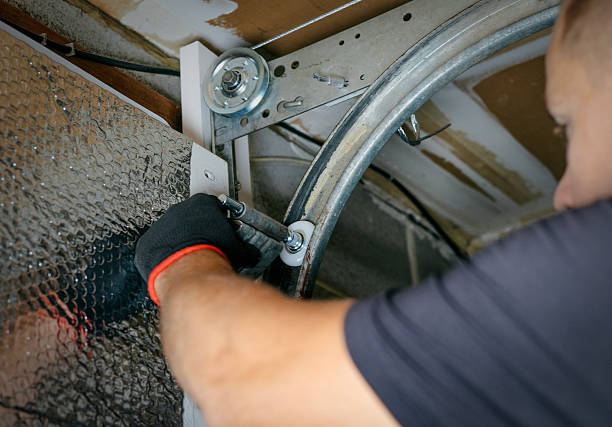 Affordable Garage Door Panel Replacement solutions in Evergreen Park, IL